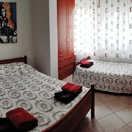 Joni Apartment Golem (Tirana)